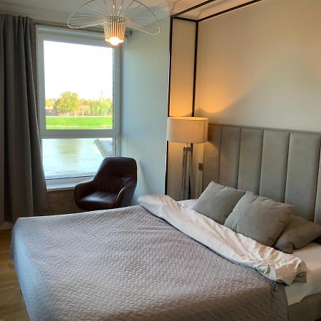 Riverside Apartment Self Check-In Klaipėda Exteriör bild