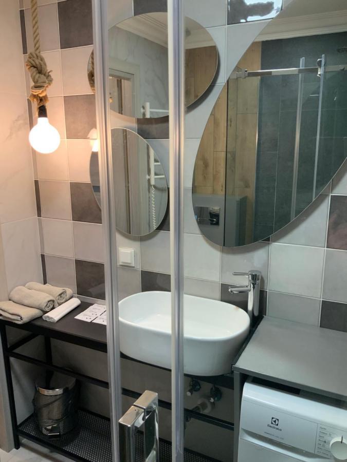 Riverside Apartment Self Check-In Klaipėda Exteriör bild