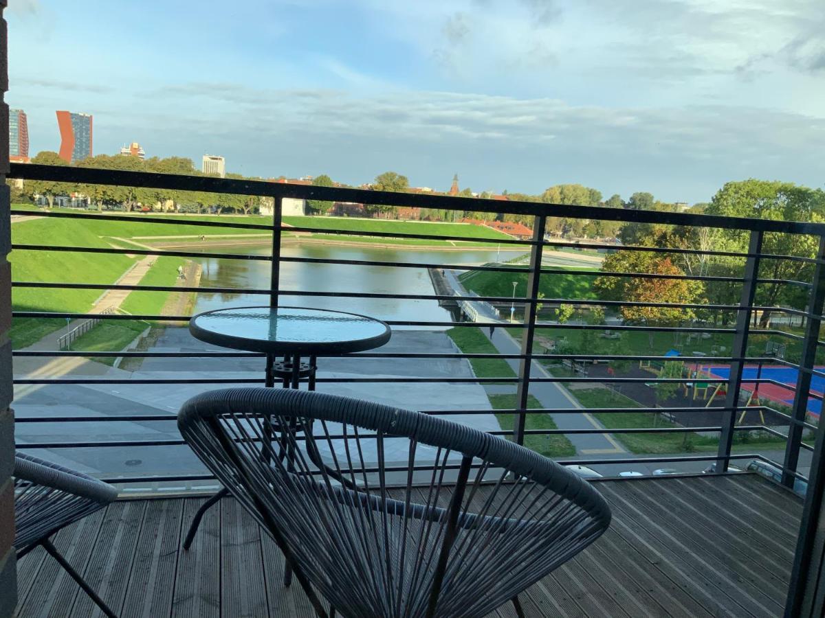 Riverside Apartment Self Check-In Klaipėda Exteriör bild